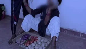 Fun Sexy Vigina Sex With The Vegetable Wali