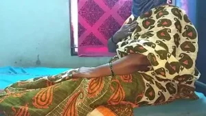 Telugu Cheating Bigblackcockporn House Wife Saree Removing